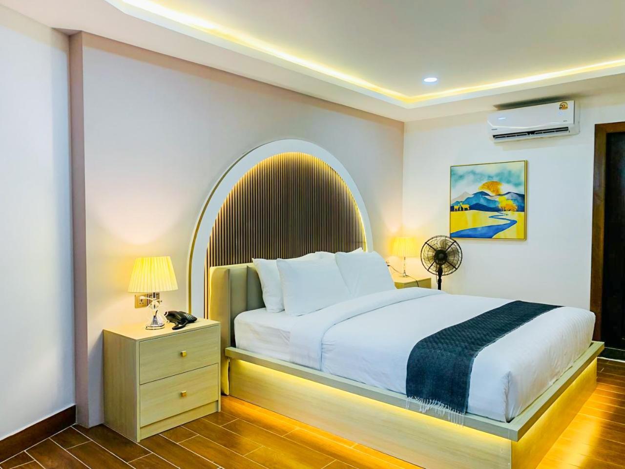 Cambana La Riviere Boutique Hotell Battambang Exteriör bild